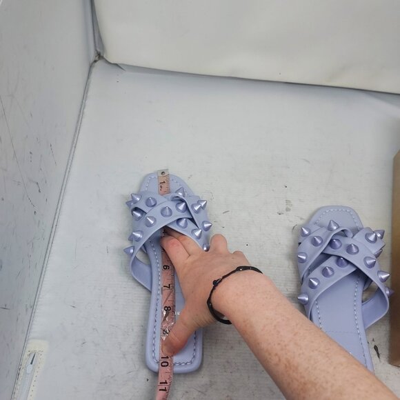 CHRISTIAN LOUBOUTIN Miss Spika Stud Flat Lilac Purple Sandal - Picture 4 of 9